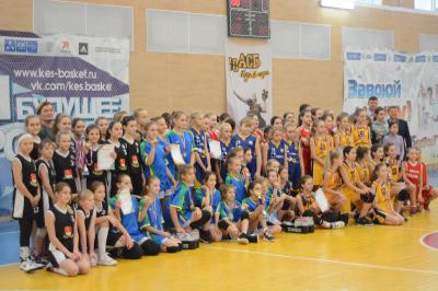 Память рязанских тренеров почтили юные баскетболистки пяти регионов